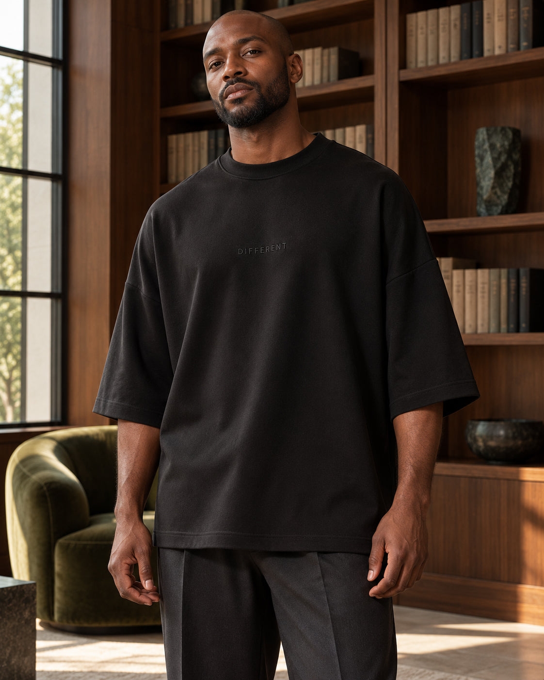 T-shirt oversize brodé ton sur ton – Unisexe