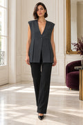 Gilet long sans manches anthracite porté seul de face, col V profond