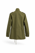 Veste à poches - DIFFÉRENT