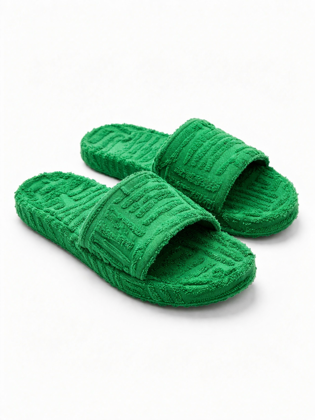 Sandales/chaussons moelleux - DIFFÉRENT