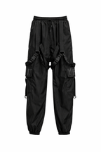 Pantalon cargo - DIFFÉRENT