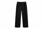 Jean à plat strass denim noir de face édition limitée DIFFERENT fond blanc