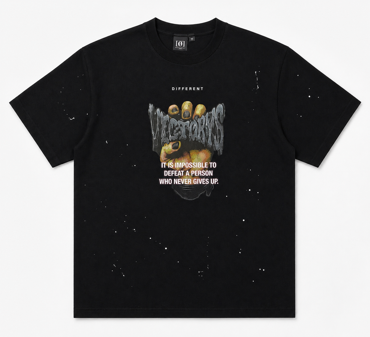 T-shirt face avec inscription oversize "Victorious" streetwear paris — DIFFERENT officiel