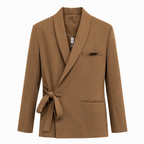 Flat lay face studio Blazer cintré marron studio fond blanc édition limitée DIFFÉRENT