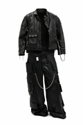 Pantalon cargo simili cuir avec chaînes - DIFFÉRENT