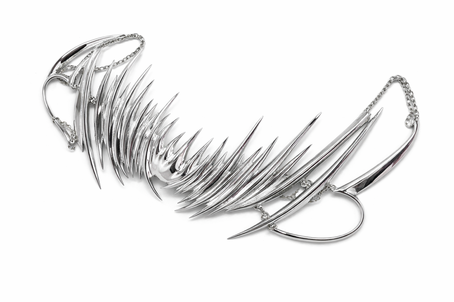 Masque facial en metal léger - DIFFÉRENT