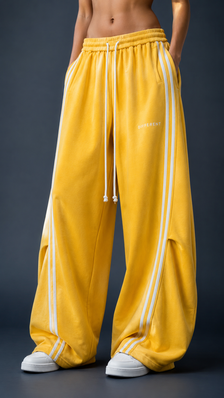 Pantalon De Jogging Oversize et unisexe à Bandes  Blanches