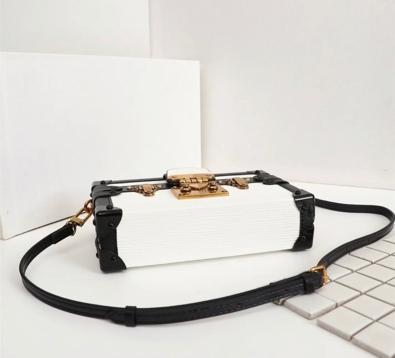 Petite sacoche bandoulière unisex blanche - DIFFÉRENT