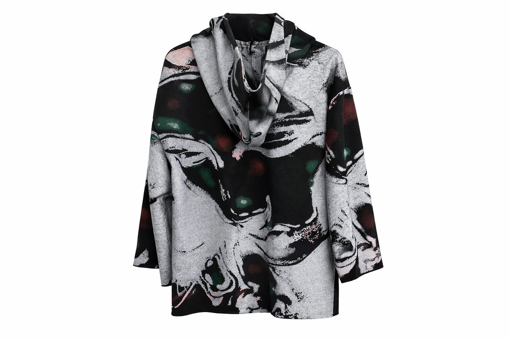 Look dos avec imprimé visible Pull imprimé oversize streetwear paris graphisme exclusif — DIFFERENT