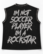 Dos du débardeur Rockstar à plat, inscription I'm not soccer player I'm a rockstar en strass – DIFFERENT Paris