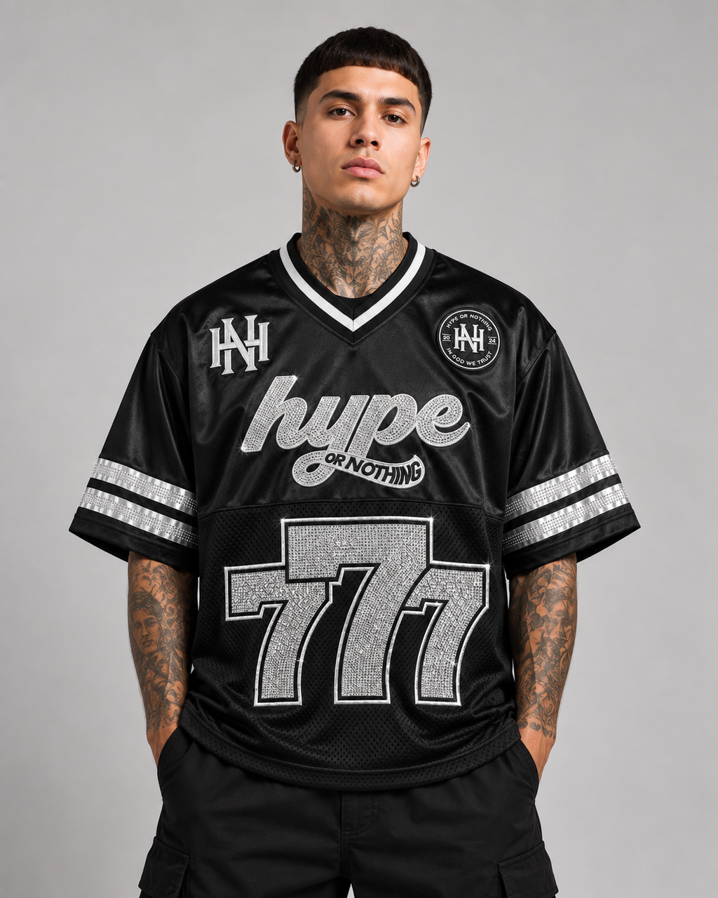 Maillot Hype 777 en strass porté, vue de face – DIFFERENT Paris