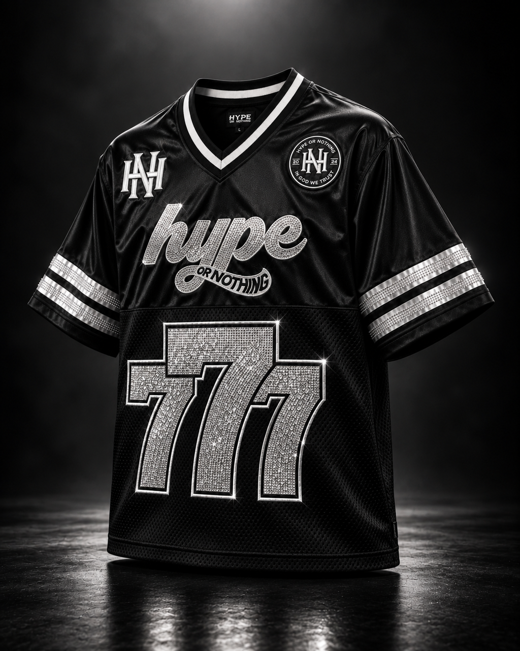 Maillot Hype 777 en strass sur fond noir, édition limitée Hype Or Nothing – DIFFERENT Paris