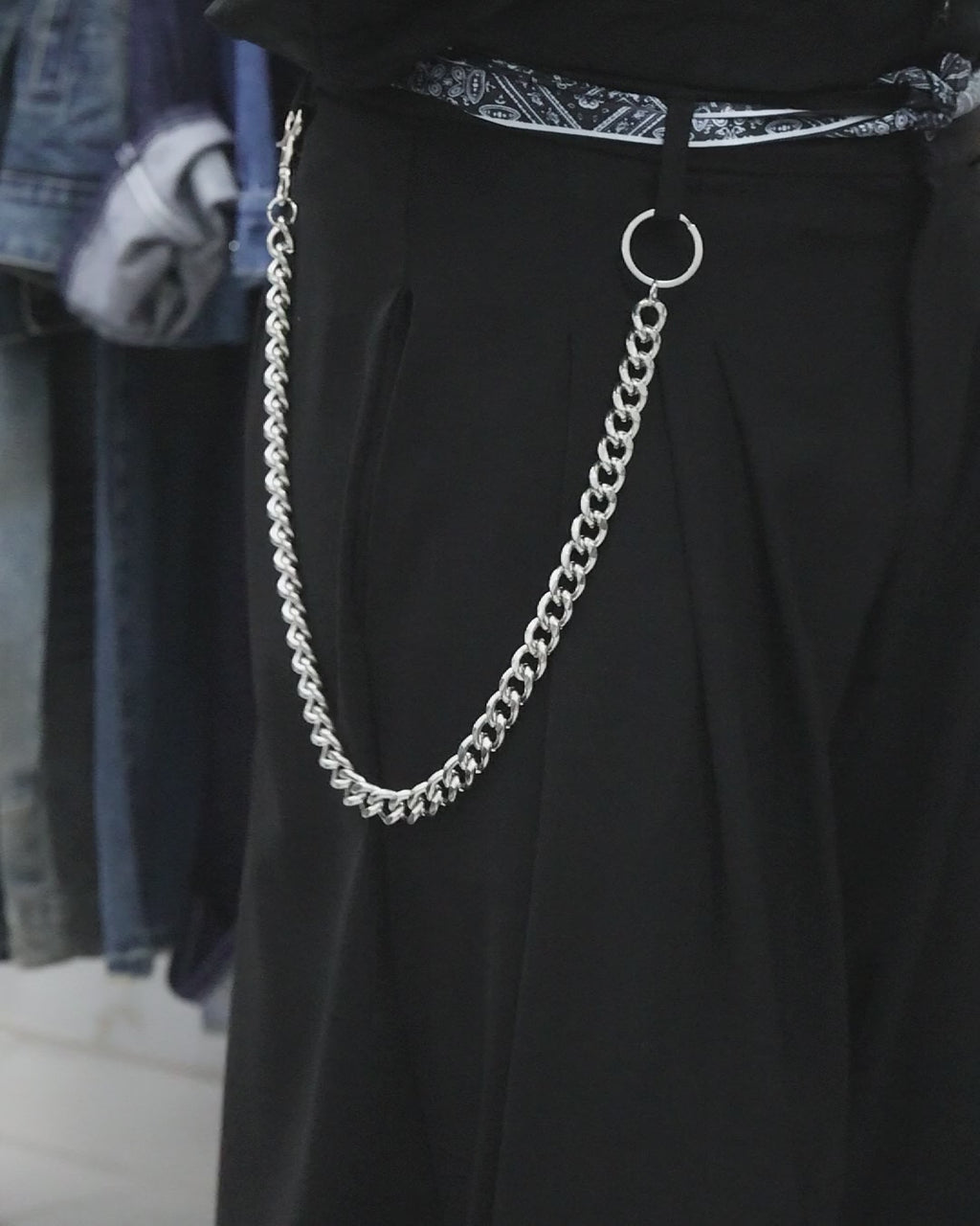 Vidéo de la chaîne de pantalon CORE en acier inoxydable à maille gourmette