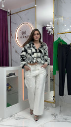 Vidéo femme Jean strass blanc denim vêtement urbain DIFFERENT officiel