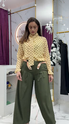 Pantalon femme plissé/évasé vert kaki - DIFFERENT
